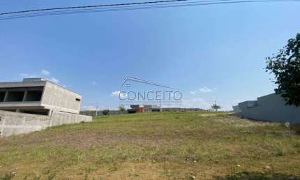 Terreno à venda no Condomínio Soleil Piracicaba com 275m² de área total.