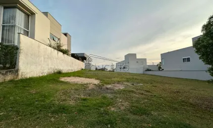 Terreno à venda no condomínio damha com 385 m² de área total.
