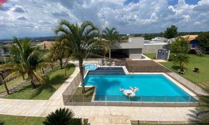 Sobrado de alto padrão à venda no Condomínio Park Campestre I com 610 m² de área construída | 4 suítes e 12 vagas de garagem