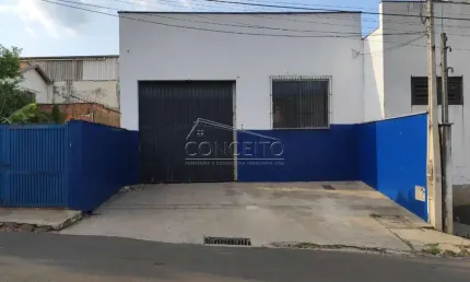 Barracão à venda no bairro Higienópolis com 280 m² | amplo espaço aberto, sala, 2 banheiros e 2 vagas