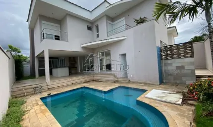 Sobrado à venda no Condomínio Residencial Damha I com 288 m² | 3 suítes com varanda, sendo 1 master com hidromassagem e closet e 4 vagas de garagem