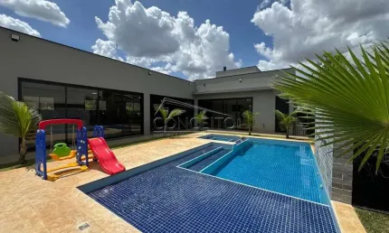 Casa térrea de alto padrão à venda no Condomínio Park Campestre com 880 m² | 4 suítes, sendo 2 com closet e 6 vagas de garagem.