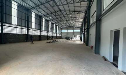 Barracão comercial para locação ou venda no Distrito Industrial Uninorte II com 746 m² | Escritório, refeitório, vestiário e 9 vagas de estacionamento