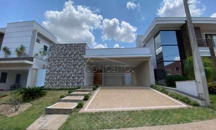 Casa térrea para locação no condomínio Residencial Villa D'Aquila com 168 m² | 3 dormitórios, sendo 2 suítes e 4 vagas de garagem