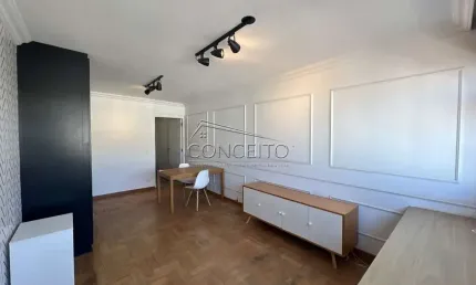 Kitnet à venda no Edifício Fênix com 34,50 m² | Sala e dormitório conjunto, cozinha com gabinete e área de serviço.