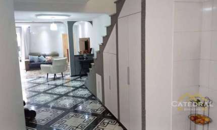 Casa com 4 dormitórios à venda, 193 m² por R$ 810.000,00 - Vila Vianelo - Jundiaí/SP