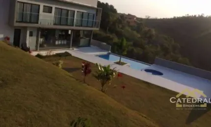 Sobrado com 3 dormitórios à venda, 247 m² por R$ 1.200.000,00 - Pau Arcado - Campo Limpo Paulista/SP
