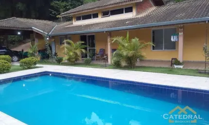 Chácara com 3 dormitórios à venda, 5000 m² por R$ 1.010.000,00 - Estância Figueira Branca - Campo Limpo Paulista/SP