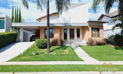 Casa com 3 dormitórios à venda, 251 m² por R$ 2.450.000,00 - Loteamento Reserva da Serra - Jundiaí/SP