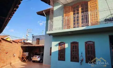 Sobrado com 3 dormitórios à venda, 168 m² por R$ 670.000 - Vila M Genoveva - Jundiaí/SP