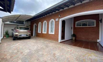 Casa com 3 dormitórios à venda, 174 m² por R$ 750.000 - Jardim Itália - Jundiaí/SP