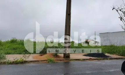 Terreno disponível para venda 279,36 m² no bairro Portal do Vale em Uberlândia-MG