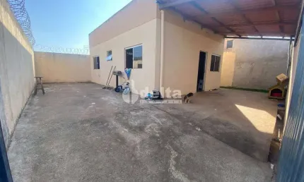 Casa residencial disponível para locação e venda no bairro Shopping Park em Uberlândia-MG