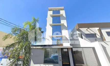 Sala disponível para locação e venda no Brasil em Uberlândia-MG