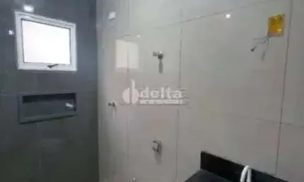 Casa disponível para venda no bairro Taiaman em Uberlândia-MG