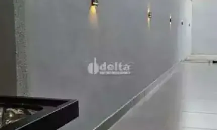 Casa disponível para venda no bairro Jardim Brasília em Uberlândia-MG