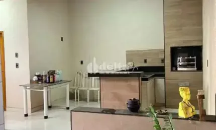 Casa residencial para venda no bairro Jardim Brasília em Uberlândia-MG