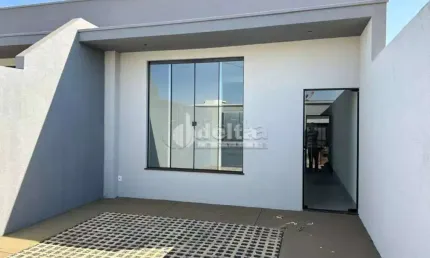 Casa residencial disponível para venda no bairro Laranjeiras em Uberlândia-MG