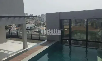 Cobertura disponível para venda no bairro Morada da Colina em Uberlândia-MG.