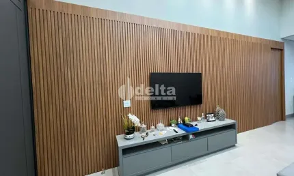 Casa residencial disponível para venda no bairro Grand Ville em Uberlândia - MG.