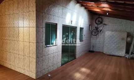 Casa residencial disponível para venda no bairro maravilha em uberlândia-mg