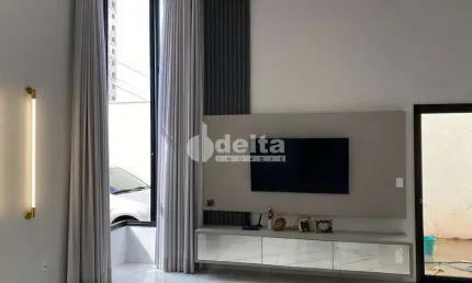 Casa residencial disponível para venda no bairro Grand Ville em Uberlândia - MG.