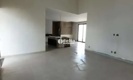 Casa residencial disponível para venda no bairro Grand Ville em Uberlândia - MG.