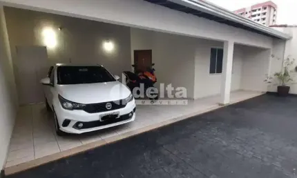 Casa residencial disponível para venda no bairro santa mônica em uberlândia-mg