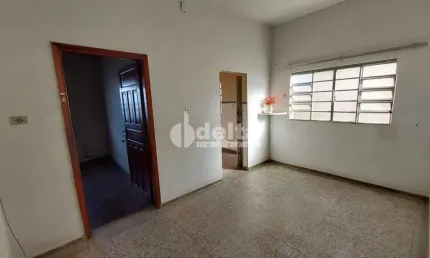Casa residencial disponível para venda no bairro fundinho em uberlândia-mg