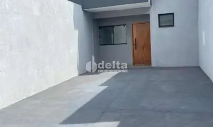 Casa residencial disponível para venda no Bairro Jardim Europa em Uberlândia-MG