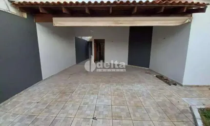 Casa residencial disponível para venda no Bairro Jardim Patrícia em Uberlândia-MG