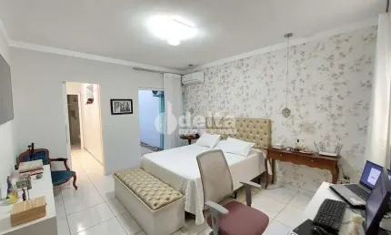 Casa residencial disponível para venda no bairro carajás em uberlândia-mg