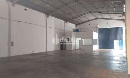 Galpão disponível para venda no bairro Tibery em Uberlândia-MG