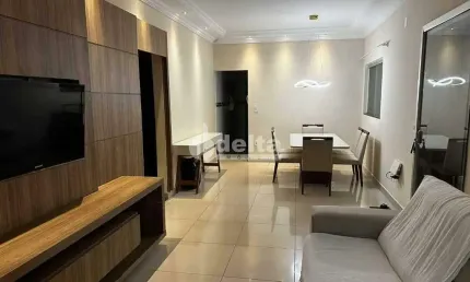 Casa residencial disponível para venda no bairro Morumbi em Uberlândia-MG