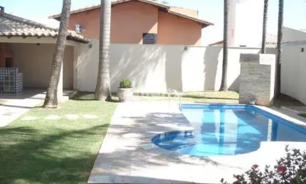 Casa residencial disponível para venda no bairro morada da colina em uberlândia-mg.