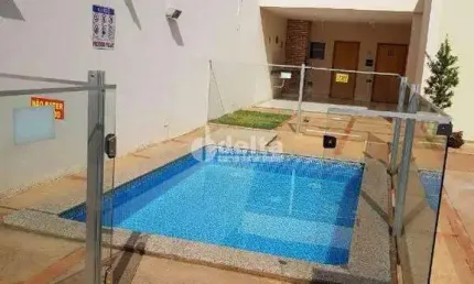 Casa em condomínio disponível para venda no bairro Novo Mundo em Uberlândia-MG