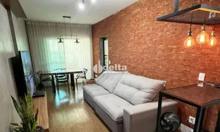 Apartamento para Venda com 2 Quartos, Varanda Gourmet e 2 Vagas no Centro de Uberlândia