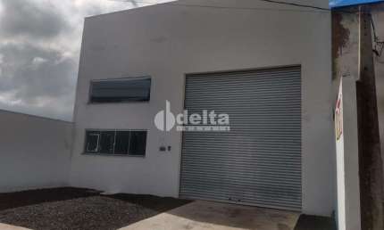 Galpão disponível para venda no bairro Jardim das Palmeiras em Uberlândia-MG