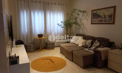 Casa residencial e comercial disponível para venda no bairro jardim karaíba em uberlândia-mg