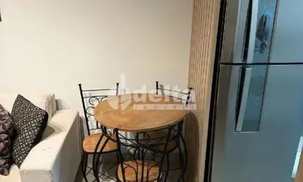 Apartamento disponível para venda no bairro umuarama em uberlândia-mg
