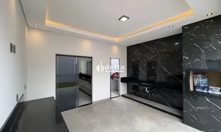 Casa residencial disponível para venda no bairro Jardim Botânico em Uberlândia-MG