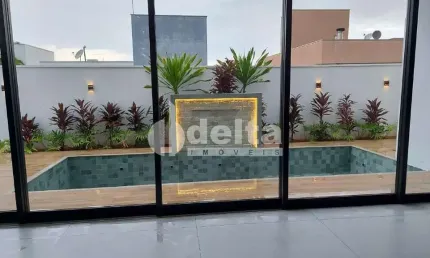 Casa no condomínio Jardins Gênova disponível para venda em Uberlândia-MG