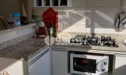 Apartamento com 3 quartos à venda no Jardim Europa, Uberlândia 