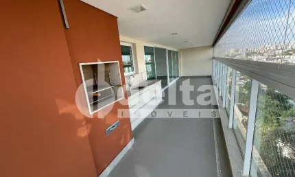Apartamento disponível para locação e venda no bairro Tabajaras em Uberlândia-MG