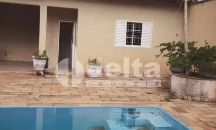 Casa residencial disponível para venda no bairro copacabana em uberlândia-mg