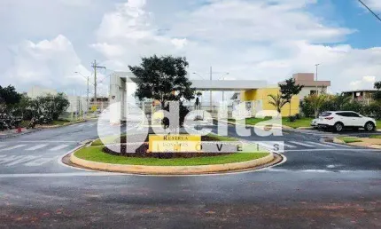 Terreno no condomínio disponível para venda no bairro novo mundo em uberlândia-mg