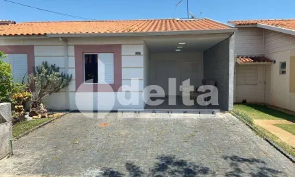 Casa no condomínio Terra Nova 2 disponível para venda em Uberlândia-MG