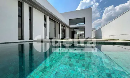 Casa no condomínio Arts disponível para venda em Uberlândia MG