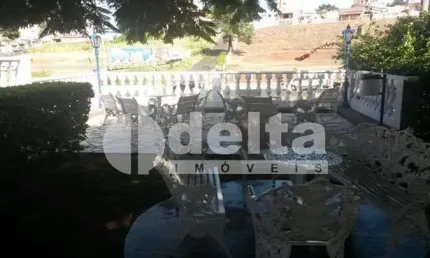 Apartamento disponível para venda no bairro Saraiva em Uberlândia-MG