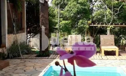 Chácara disponível para venda na Zona Rural de Uberlândia em Uberlândia-MG